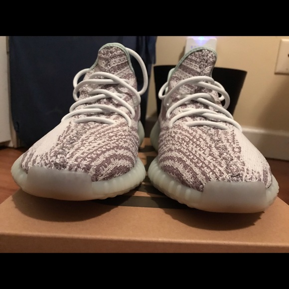 Yeezy 350 Boost “Blue Tint” - Picture 6 of 8